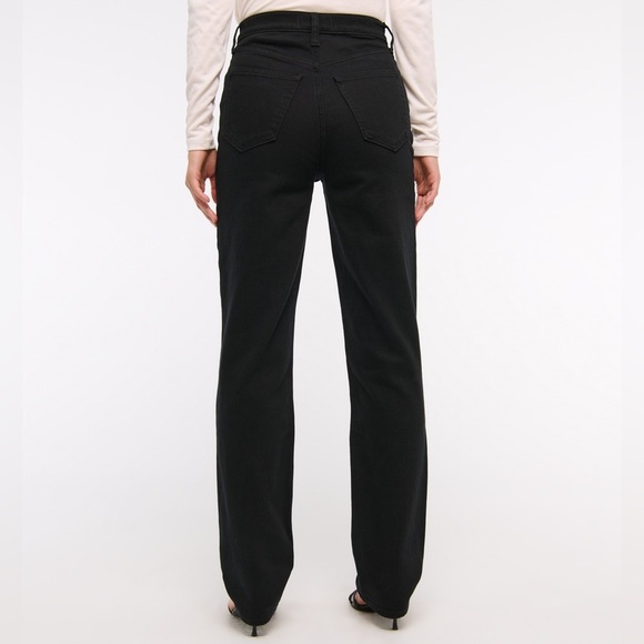 Abercrombie & Fitch The 90s Slim Straight
Ultra High Rise Jeans - Picture 4 of 15